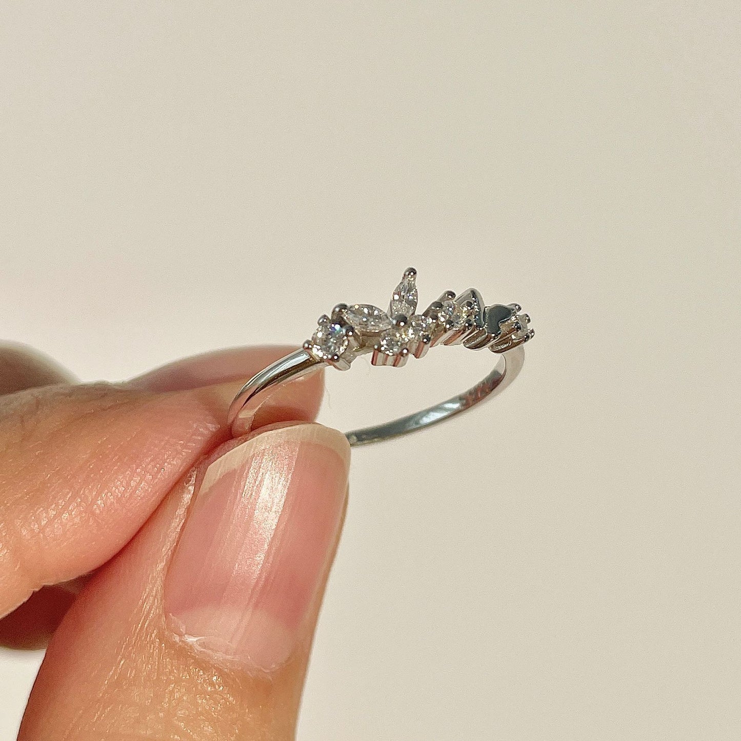 Rhinestone Butterfly Female Special Interest Light Luxury High-grade Rings