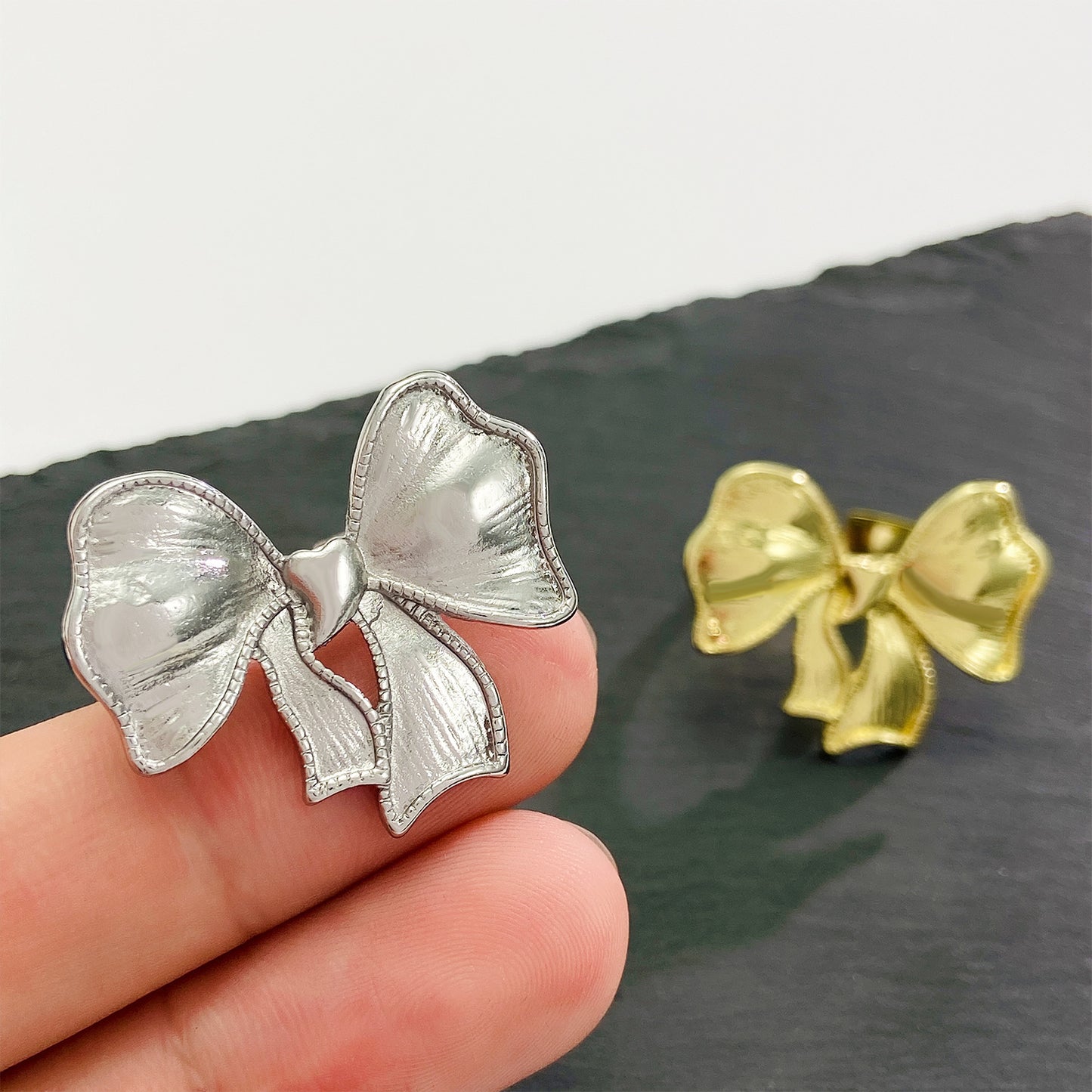 Women's Vintage Bow Love Heart-shaped High Sense Rings