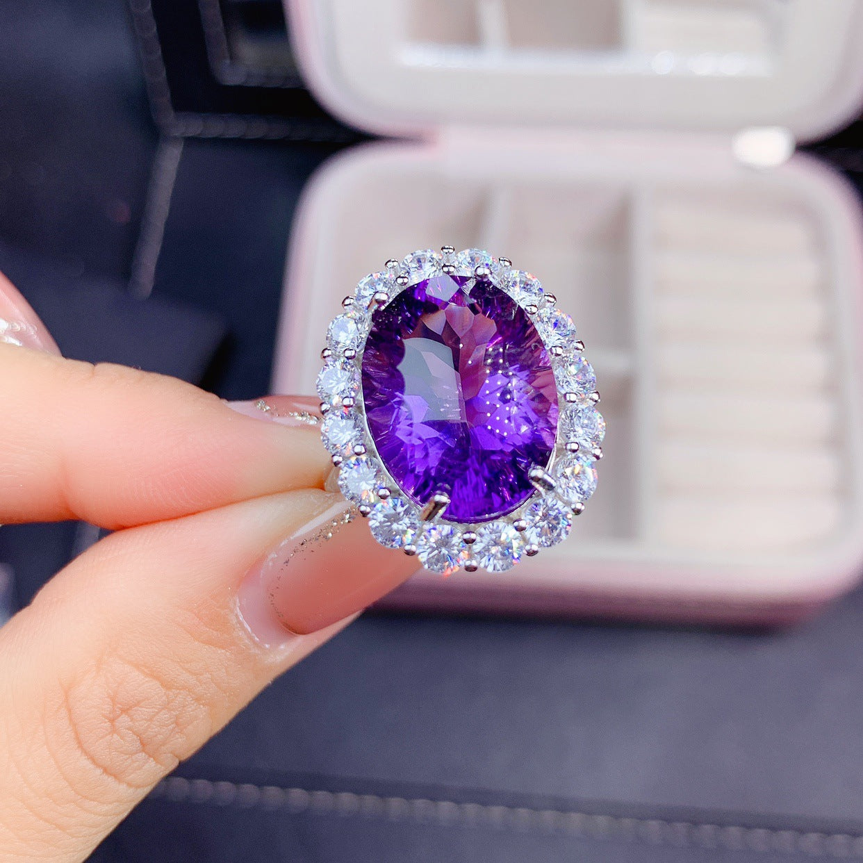 Zircon Live Streaming Imitation Amethyst Colored Gems Open Ring