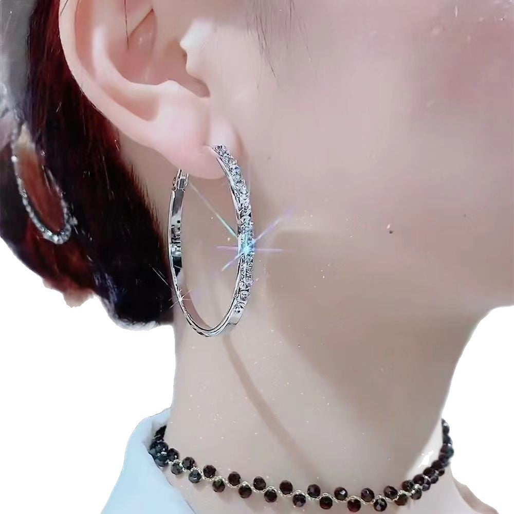 Women's Circle Ear Clip Fashionable High-grade Temperament Super Earrings