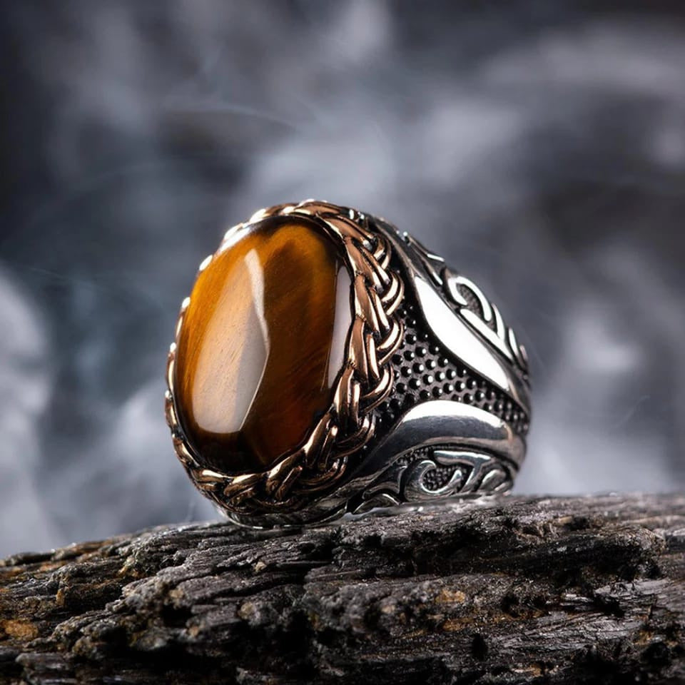 Men's Ornament Snakelike Winding Black Flat Gemstone Vintage Rings