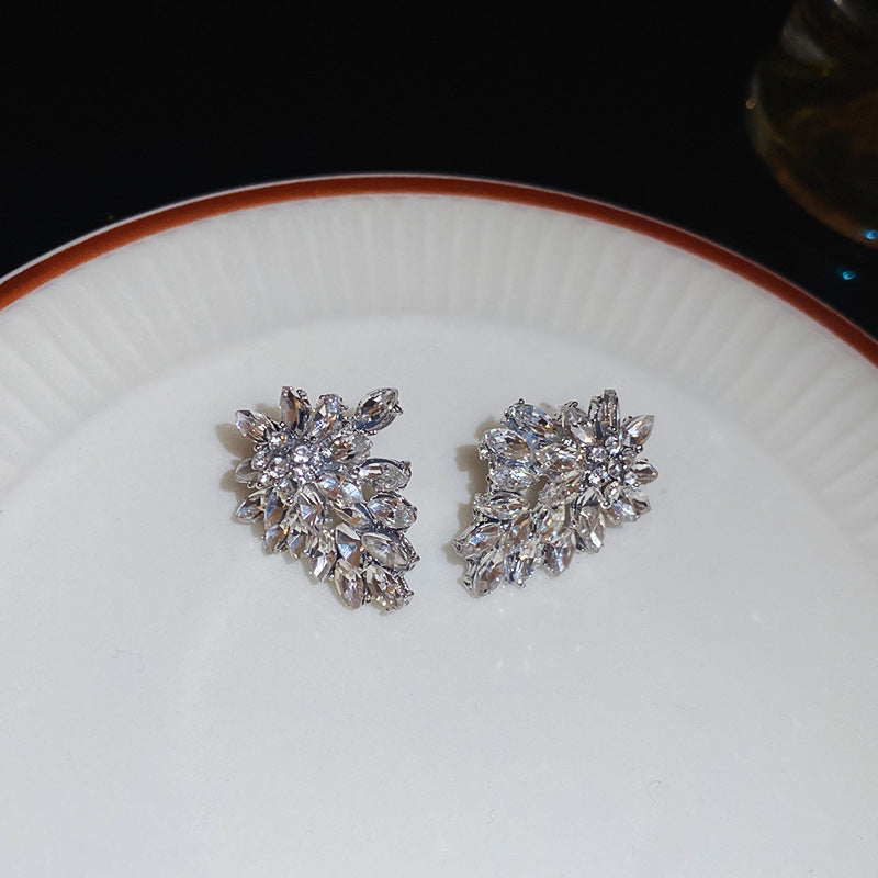 Pearl Flower Tassel Niche Temperament Atmosphere Affordable Earrings