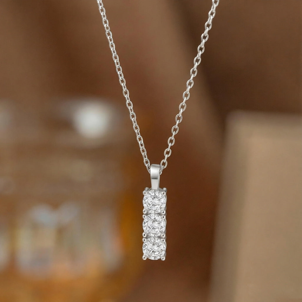 Women's Luxury Style Three Diamond Zircon Copper Simple Fashion High-grade Clavicle Necklaces