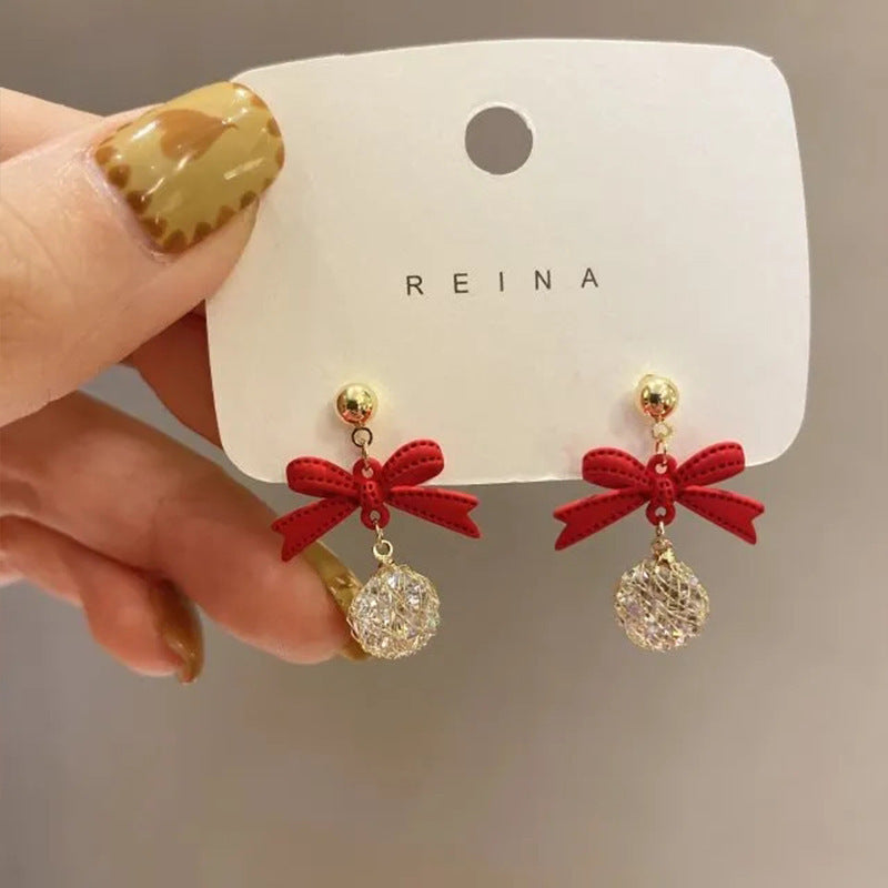 Pin High-grade Light Luxury Tide Small Earrings
