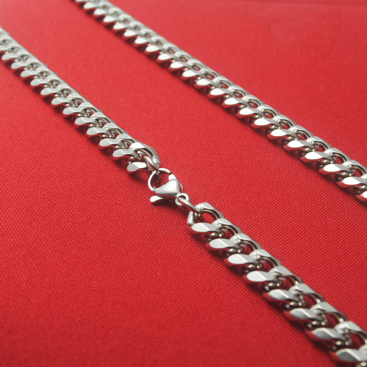 Women's & Men's Steel Cuban Link Chain Stainless Grinding Polishing Fashion Hip Necklace