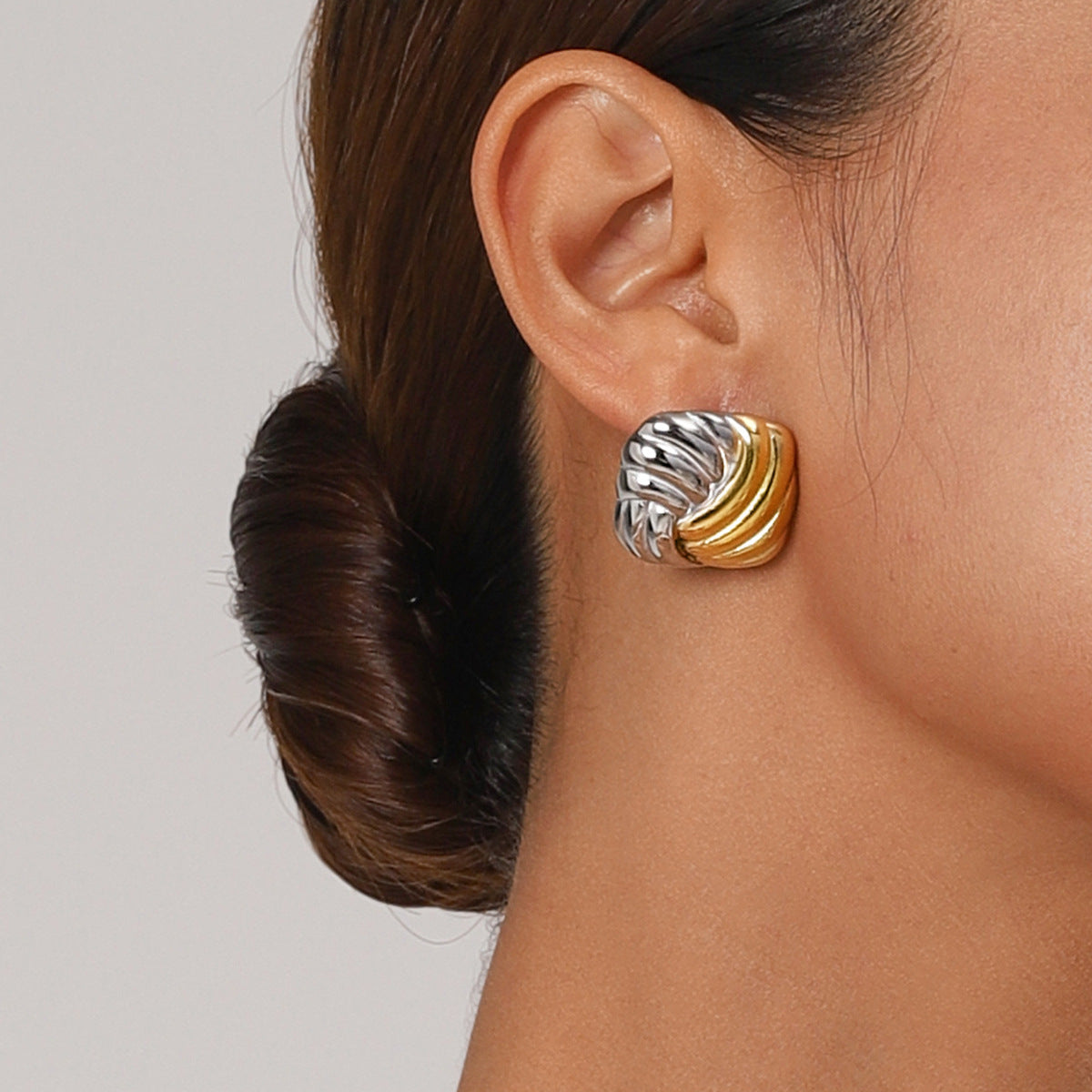 Matching Stainless Steel Jewelry Two-color Gold Sier Bright Earrings