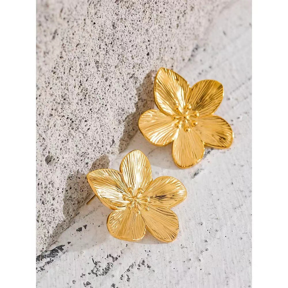 Vintage Golden Flower Pearl Creative Simple Earrings