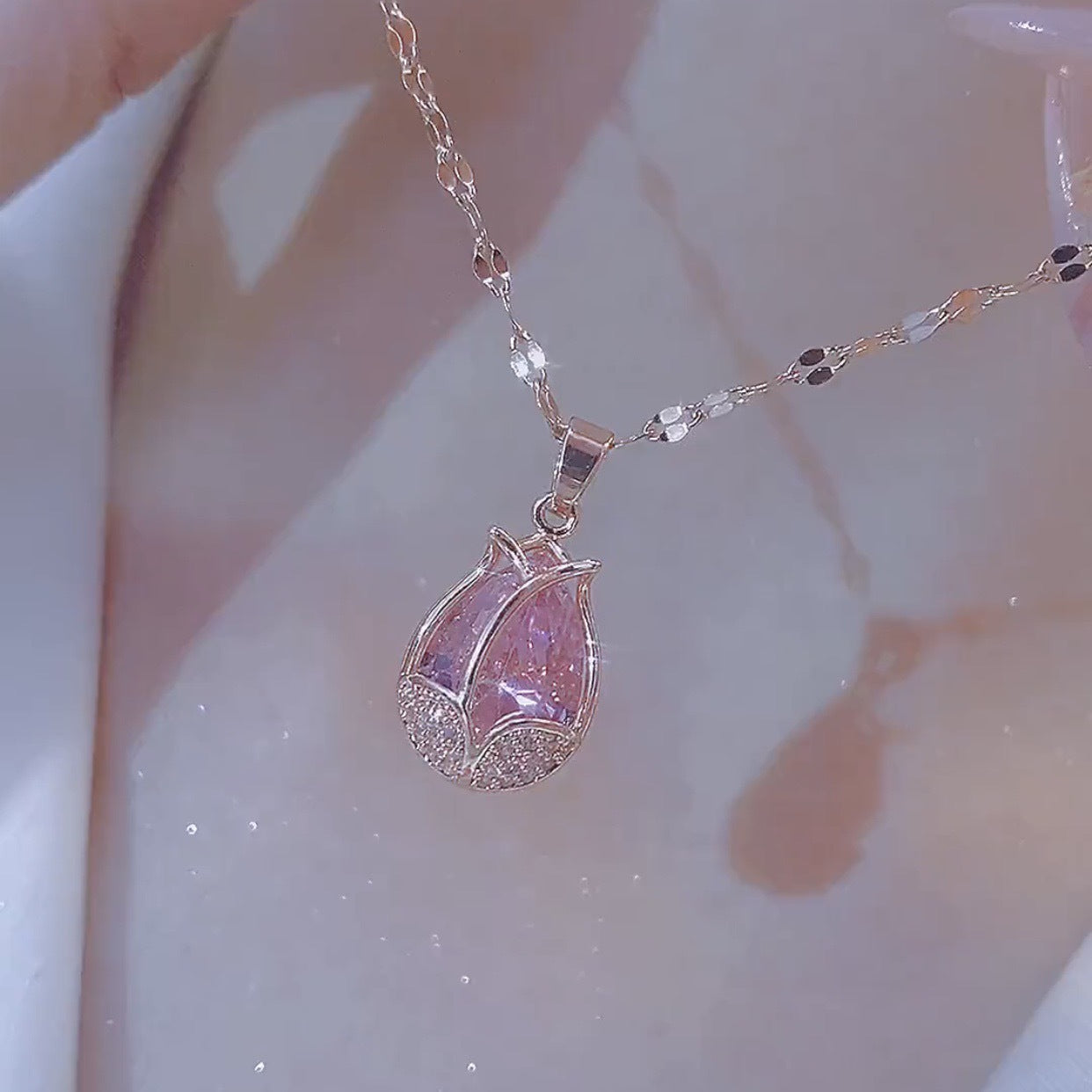 Jade Tulip Light Luxury Design Fresh Flowers Necklaces