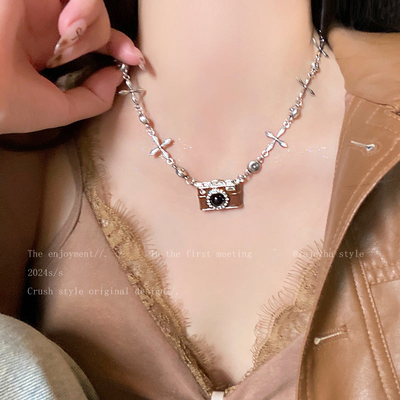 Trendy Cool Camera Dignified Sense Of Pendants