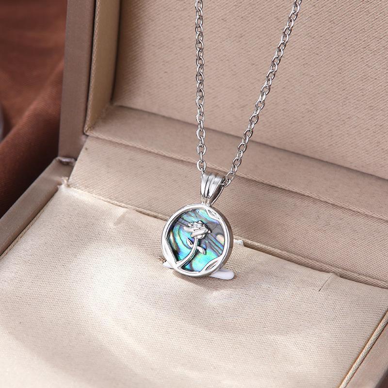 Women's Ornament High-grade Exquisite Affordable Luxury Fashion Necklaces