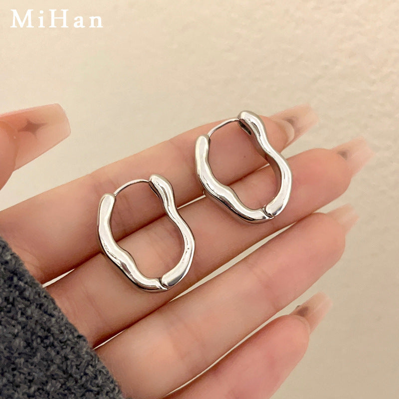 Metal Niche Cold Style Simple Ear Earrings
