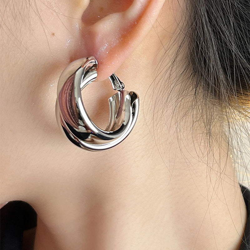 Women's Metallic Simple Fashion Design Sense Exaggerated Earrings