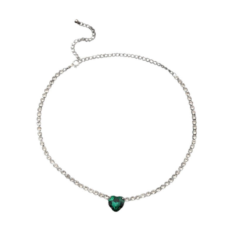Women's Emerald Heart-shaped For Niche Design Clavicle Necklaces