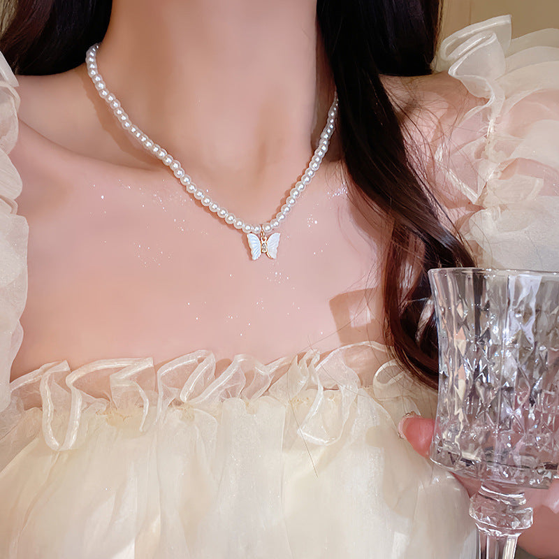 Women's Attractive Fashionable Pearl Clavicle Love Necklaces