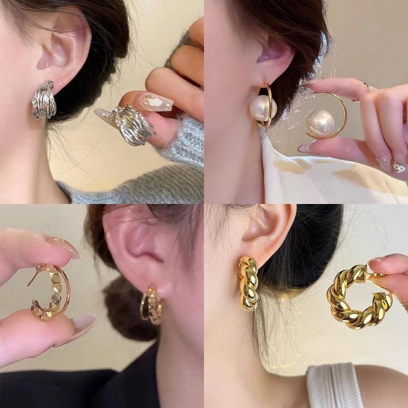 Simple Female Sier Light High-grade Small Ear Earrings