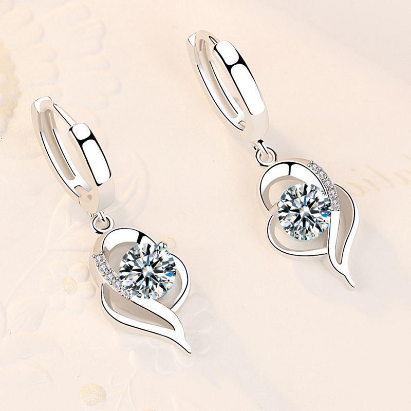 You Female Temperament Long Fashion Tide Heart-shaped Eardrops White Rings