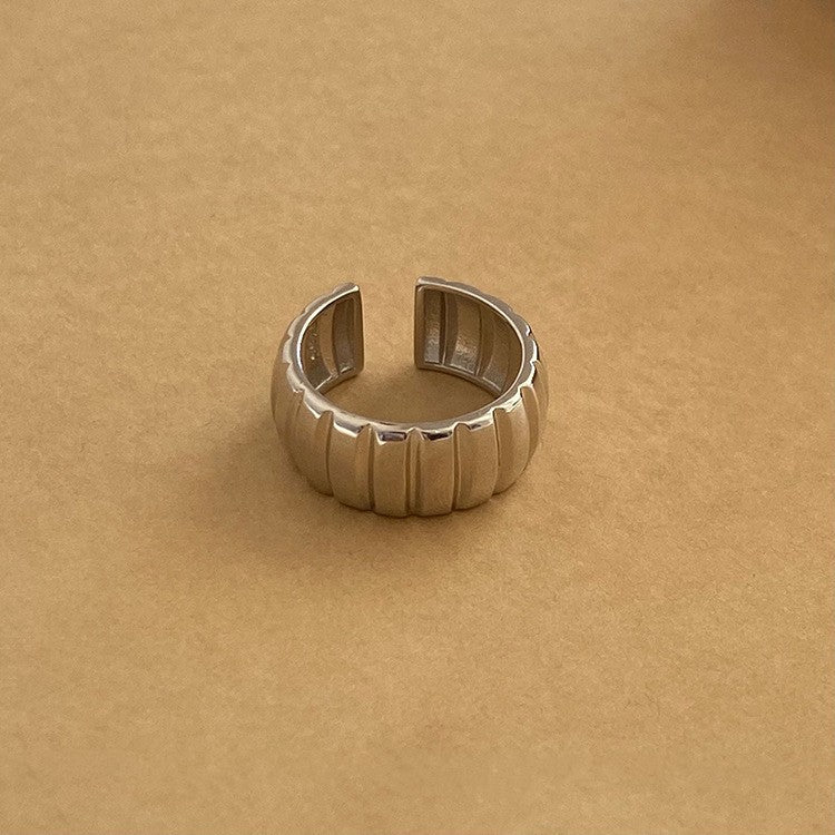 Women's & Men's Design French Style Mori Simple Glossy Gear Rings