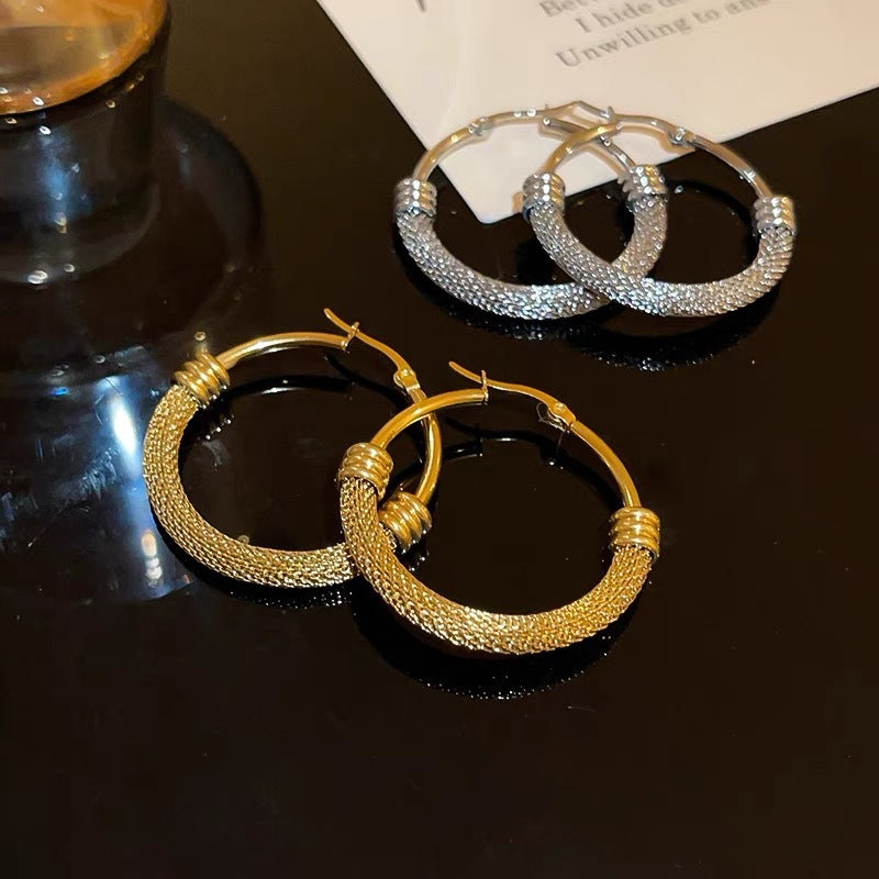 Women's Geometric Trend Circle Ear Clip Fashion Design Creative Style Earrings