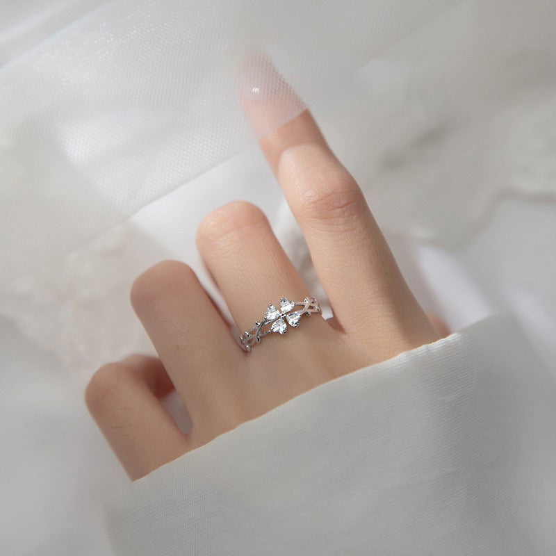 For Girlfriend Heart-shaped Flower Zircon Female Rings