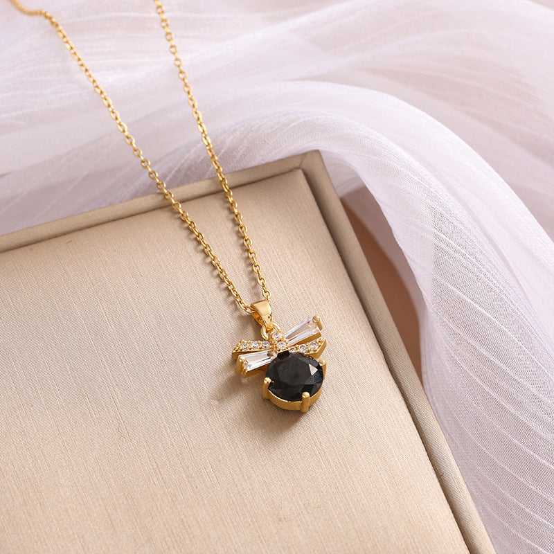 Titanium Steel Diamond Four-leaf Flower Female Necklaces
