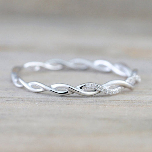 Stylish Twisted String Gold Plated Zircon Rings