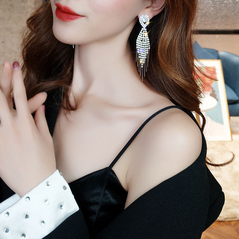 Diamond Tassel Female Temperamental Long Eardrops Earrings