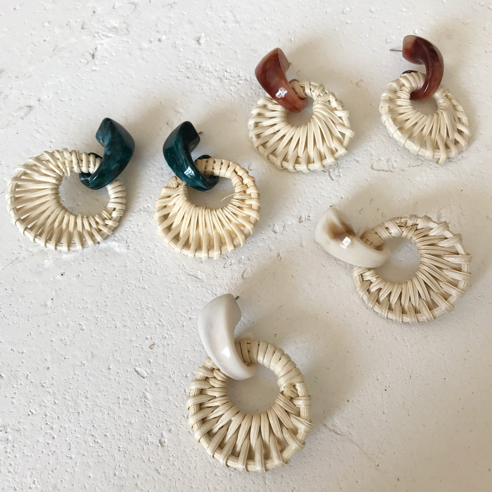 Pretty Resin Bamboo Rattan Straw Vintage Earrings