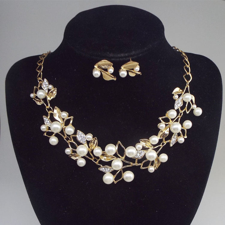 Women's Fashion Trendy Electroplated Alloy Temperament Personality Necklace