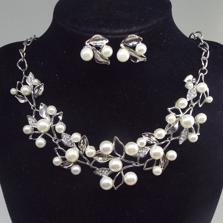 Women's Fashion Trendy Electroplated Alloy Temperament Personality Necklace