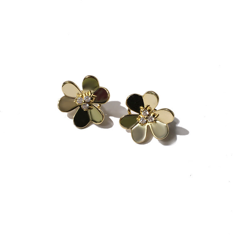 Women's Flower Ear Clip Summer Three-leaf Gold Stud Earrings