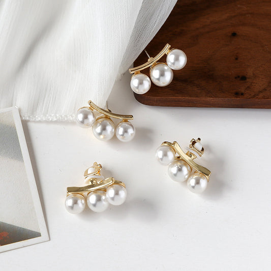 Women's Temperamental Minority Design Simple Pearl Ear Clip Stud Earrings