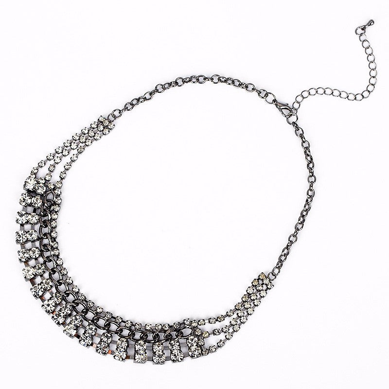 Women's Crystal Short Clavicle Chain Fashion Necklace
