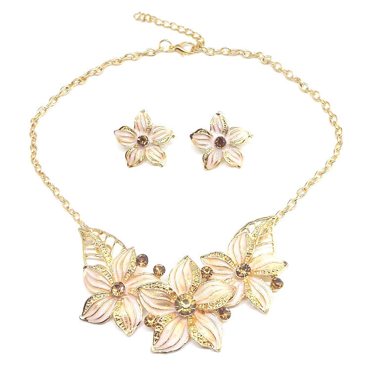 Slouchy Fashion Flower Drop Oil Diamond Necklace