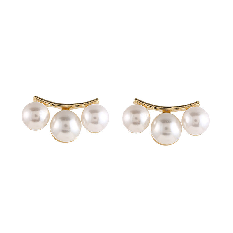 Women's Temperamental Minority Design Simple Pearl Ear Clip Stud Earrings