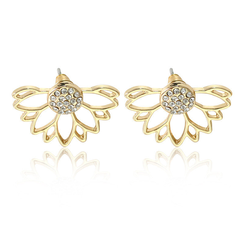 Personality Hollow Out Full-jeweled Retro Affordable Luxury Simple Stud Earrings