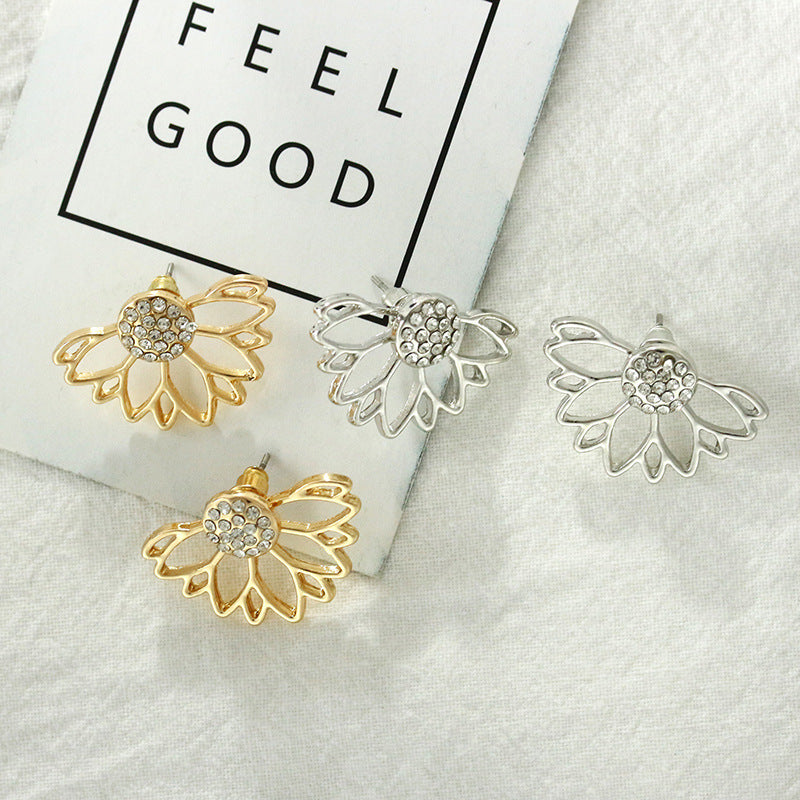 Personality Hollow Out Full-jeweled Retro Affordable Luxury Simple Stud Earrings