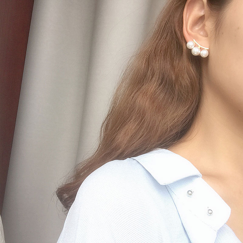 Women's Temperamental Minority Design Simple Pearl Ear Clip Stud Earrings