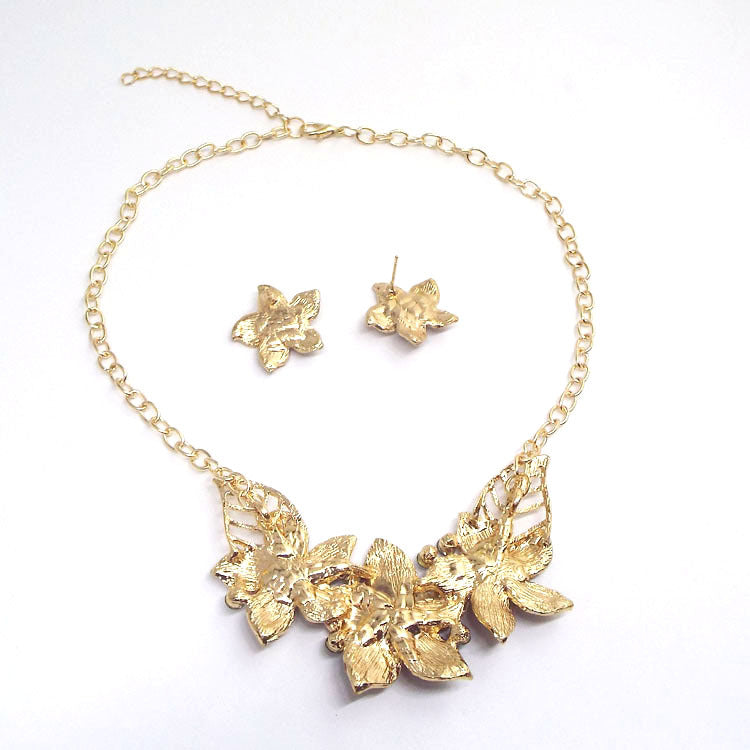 Slouchy Fashion Flower Drop Oil Diamond Necklace