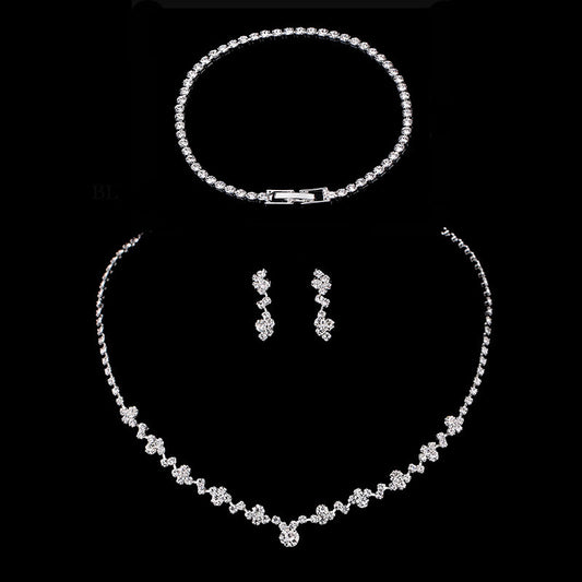 Women's Simple Diamond Metal Six-pointed Star Bride Bridesmaid Necklaces