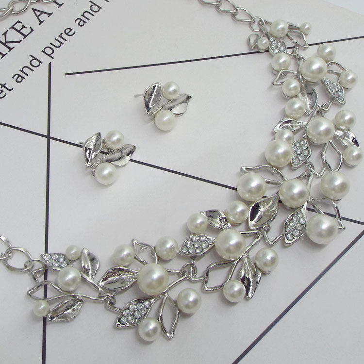 Women's Fashion Trendy Electroplated Alloy Temperament Personality Necklace