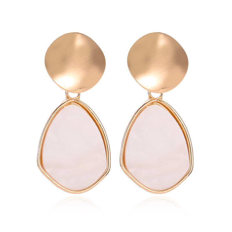 Simple Geometric Heart Shape Personality Hollow Out Wafer Metal Girly Stud Earrings