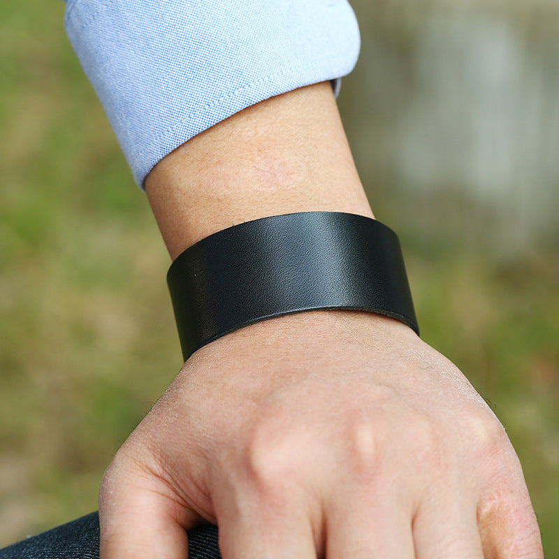 Men's Simple Retro Light Board Cattle Leather Bracelet