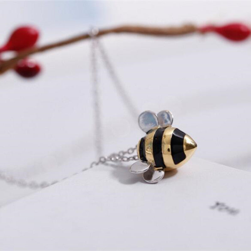 Fashion Cute Dripping Bee Two-tone Splendid Necklaces