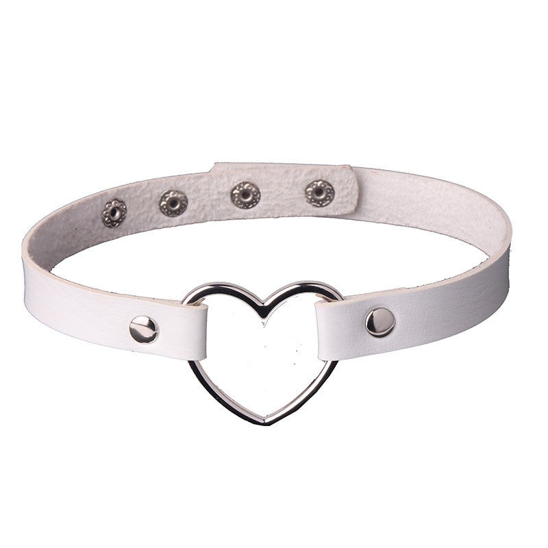 Women's Soft Large Peach Heart-shaped Neck Band Necklaces
