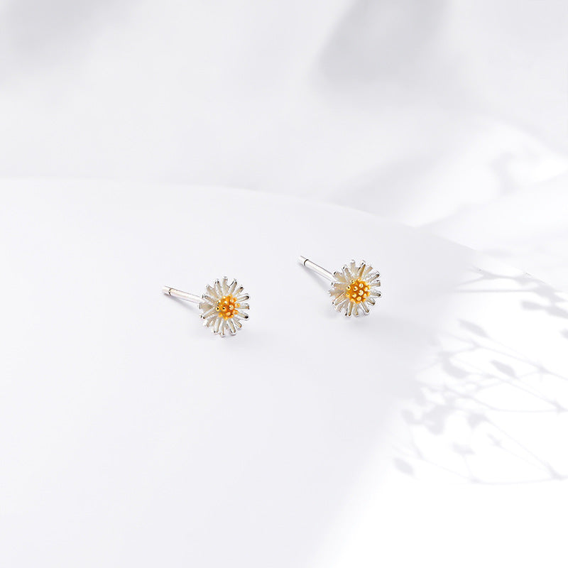 Daisy Sweet Female Simple Fresh Sunflower Earrings