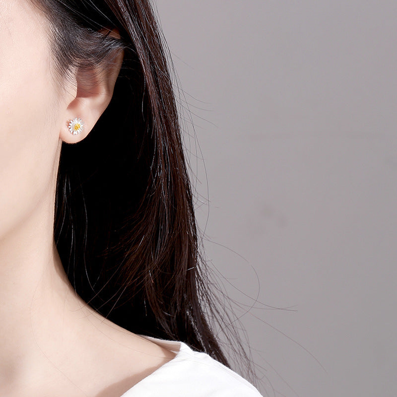 Daisy Sweet Female Simple Fresh Sunflower Earrings