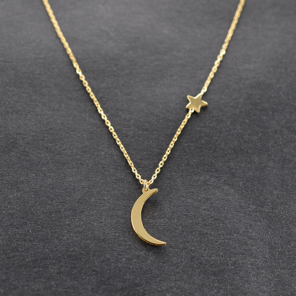 Women's Simple Moon Star Chain Short Clavicle Necklace
