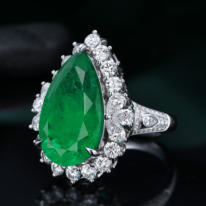 Inlaid Water Drop Pear-shaped Synthetic Emerald Rings