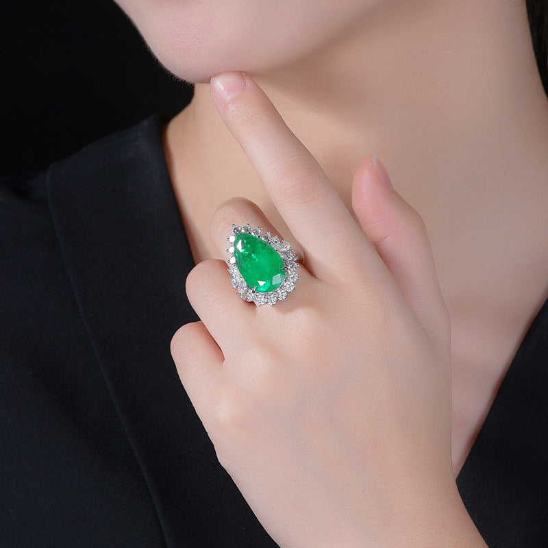 Inlaid Water Drop Pear-shaped Synthetic Emerald Rings