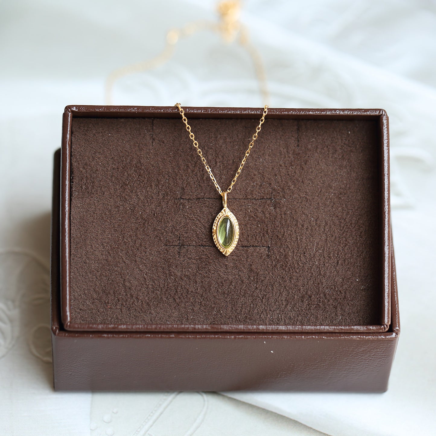 Lux Sterling Sier Green Natural Olivine Necklace